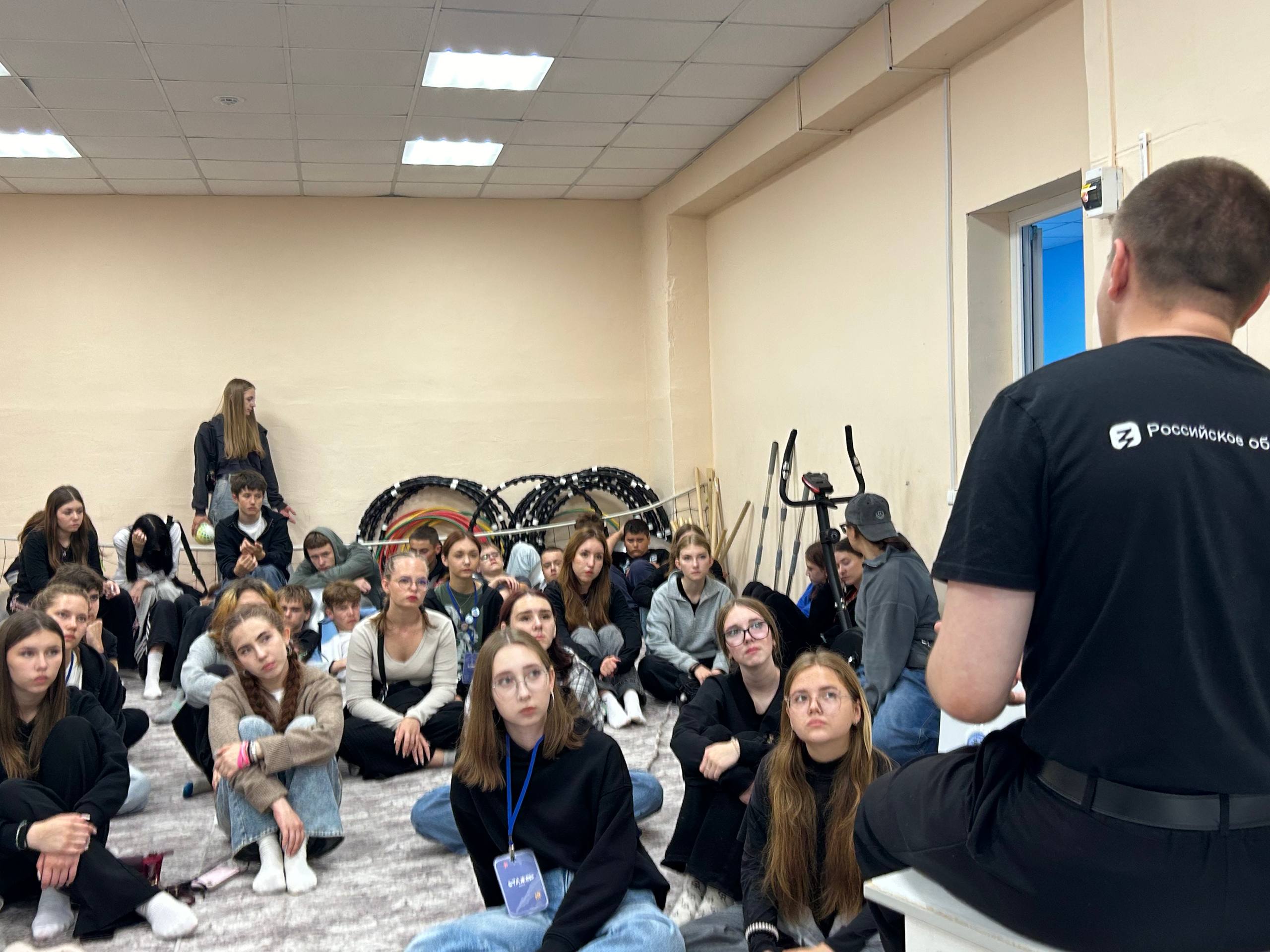  Космос, 3Д-печать и история письменности: лекторы Общества «Знание» выступили перед юными курганцами